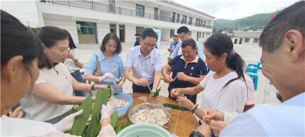 2023-6-21  貴州陽光產權交易所開展我們的節日·端午節主題實踐活動暨鄉村振興調研活動8.jpg