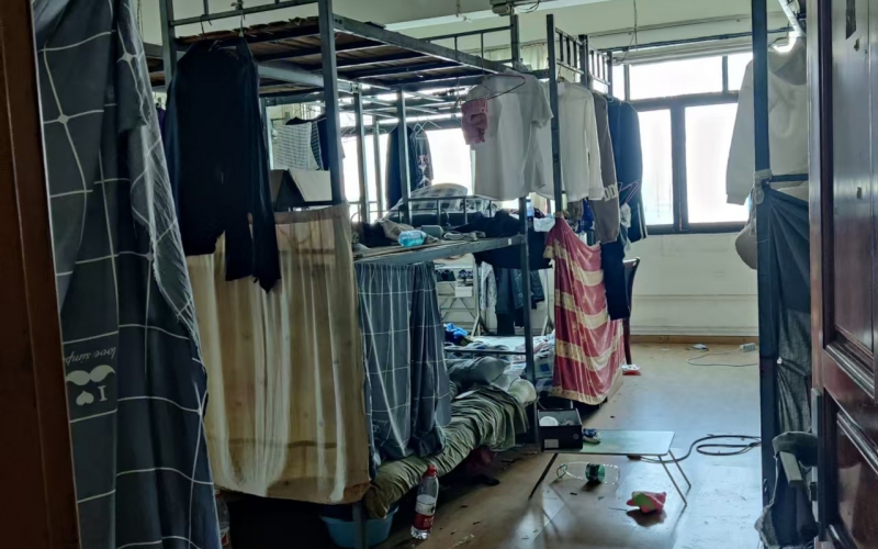 貴州省機(jī)關(guān)事務(wù)管理局國有資產(chǎn)管理服務(wù)中心貴陽市南明區(qū)花溪大道北段128號靈達(dá)新苑B棟3層1-3號、4層1號房屋資產(chǎn)招租