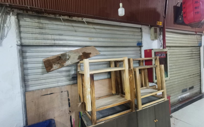 （降價）環(huán)城東路萬東商貿(mào)城丙一排04號、05號門面轉(zhuǎn)讓（持有方：貴州省機關(guān)事務(wù)管理局國有資產(chǎn)管理服務(wù)中心）(二次掛牌)